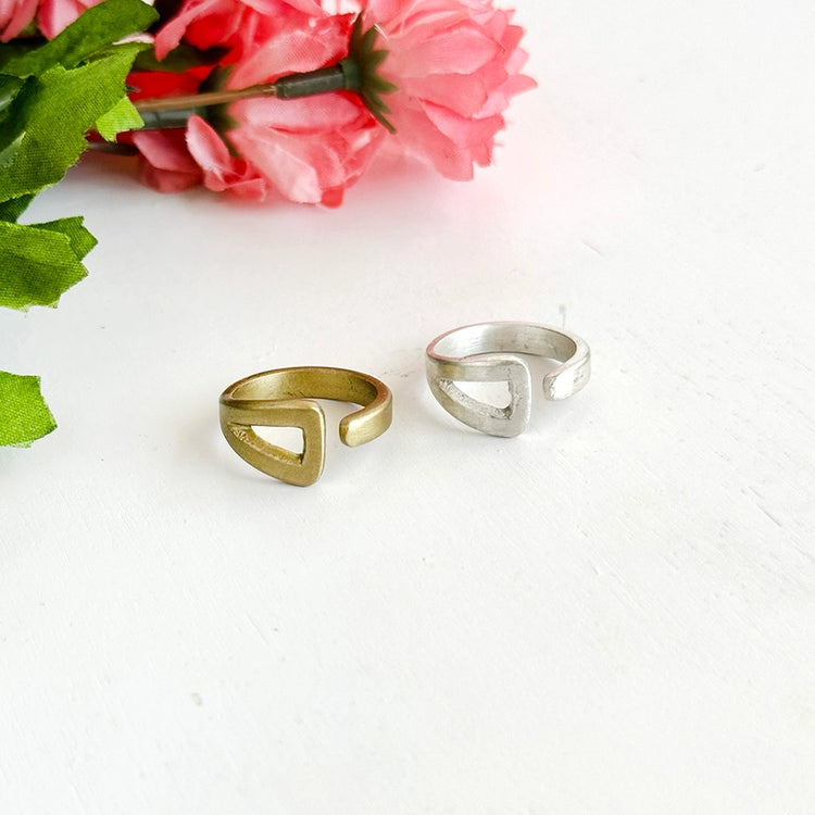 Open Triangle Ring