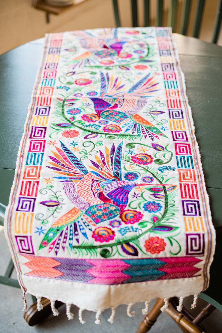 Wild Bird Table Runner