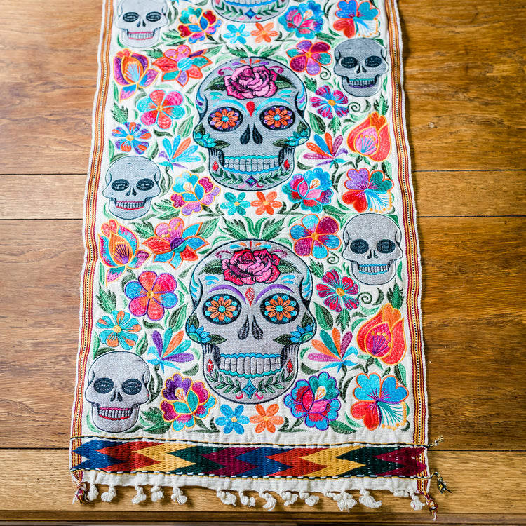 Sugar Skull Table Runner M 50"