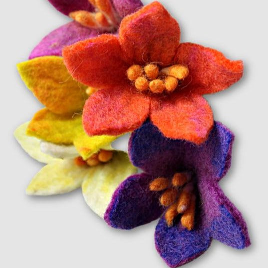 Felt Flower Small – Lucia's World Emporium