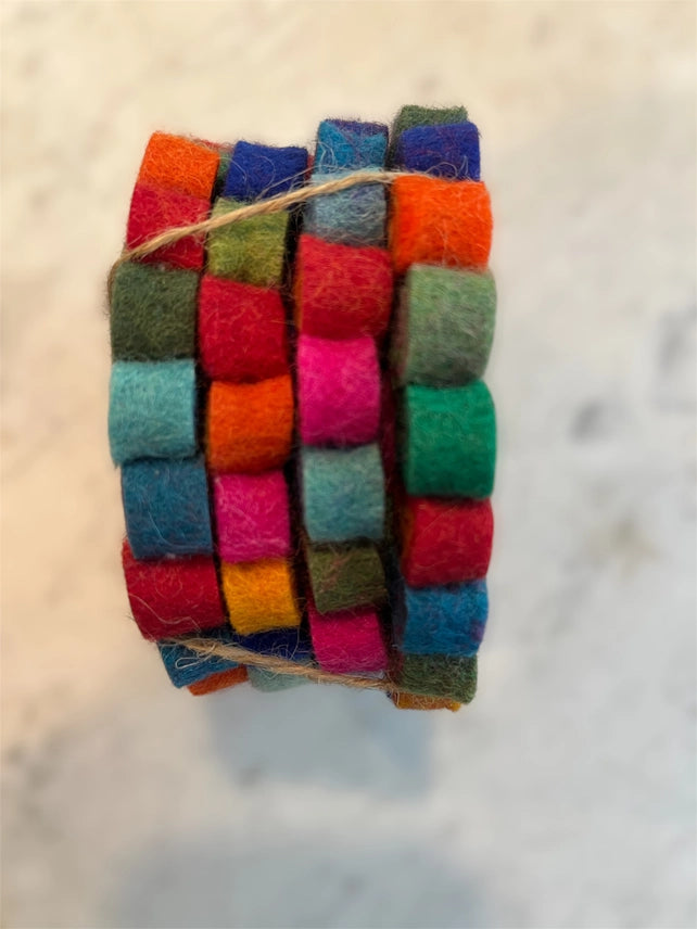 Swirl Felt Coaster Set