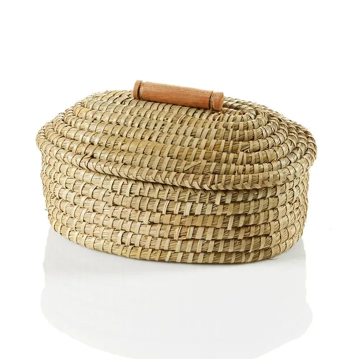 Lidded Double Vine Bread warmer