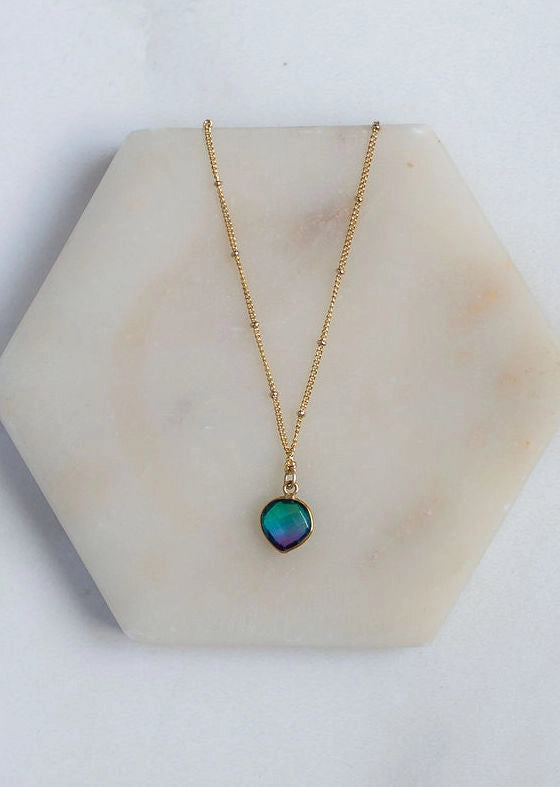 Iridescent Quartz Heart Choker