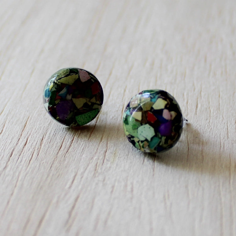 Eggshell and Resin Stud Earrings