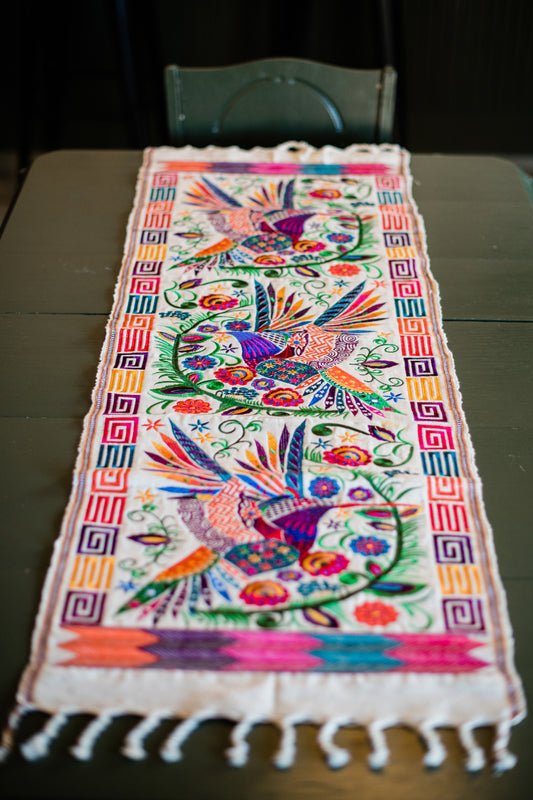 Wild Bird Table Runner