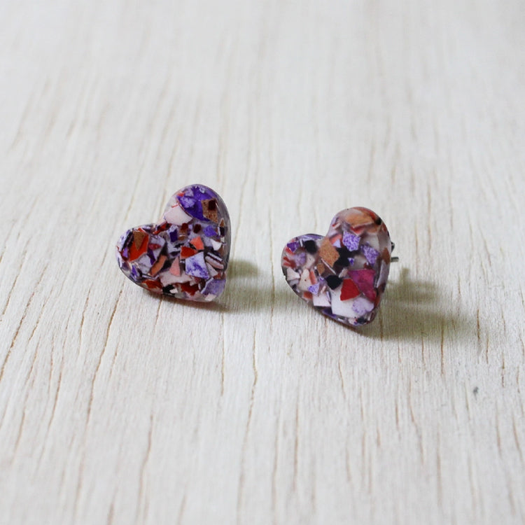Dyed Eggshell Heart-Shaped Stud Earrings