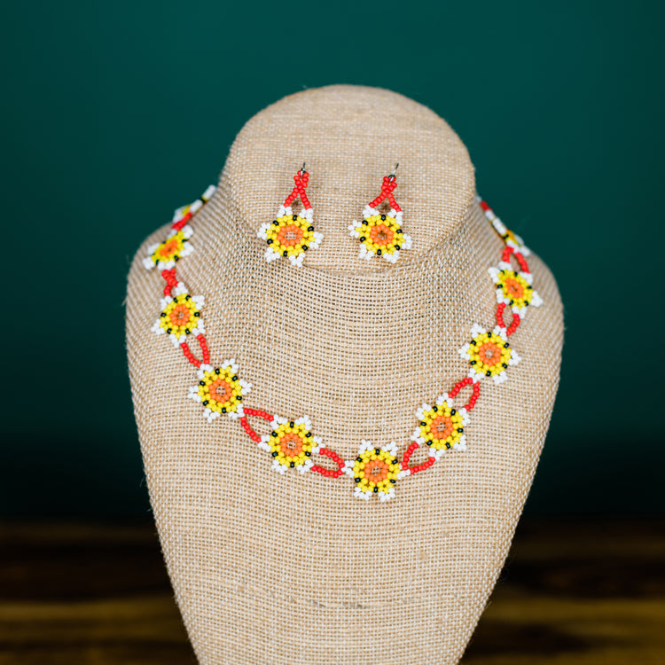 Daisy Chain Necklace and Earring