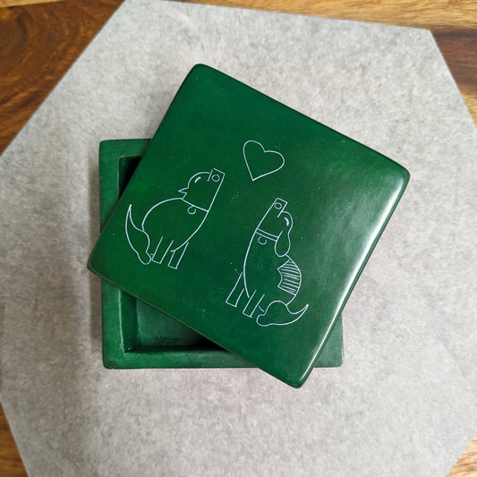 Green Loving Dogs Box