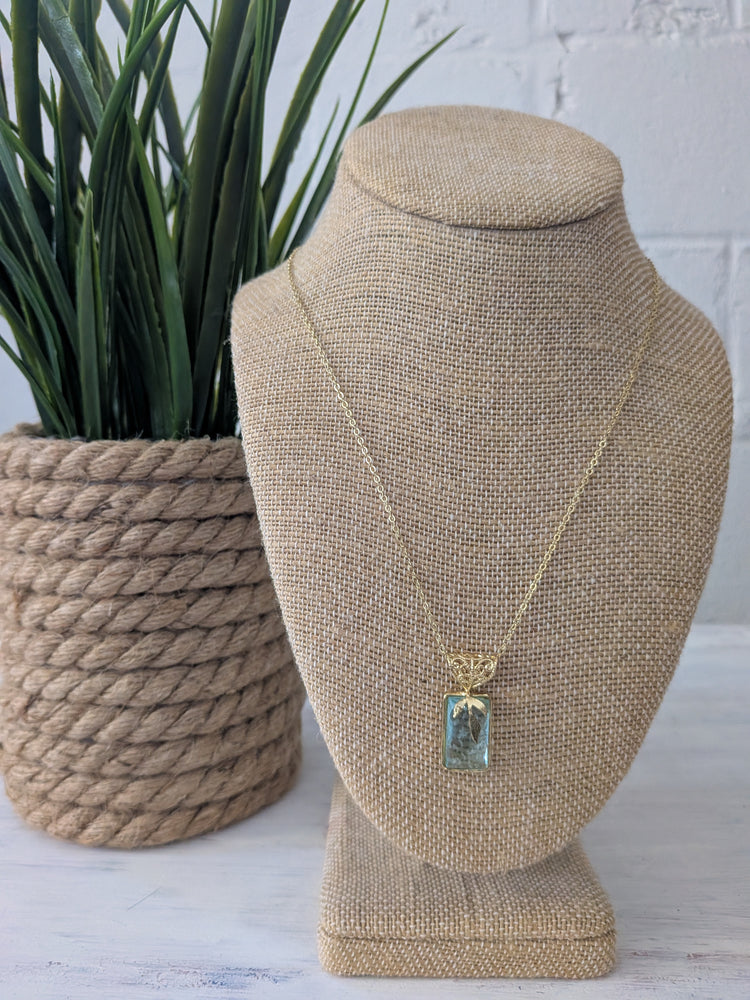 Promenade Glass Pendant Necklace
