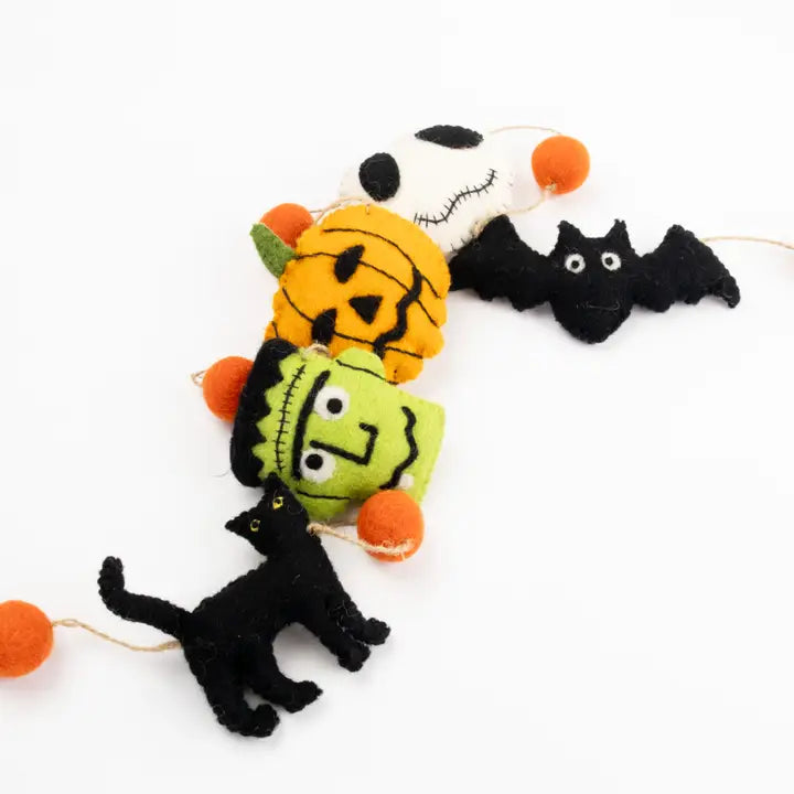 Halloween Friends Felt Garland