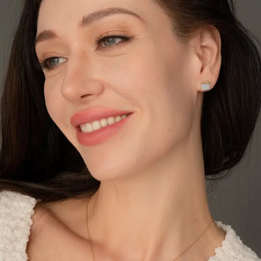 Iris Mother-of-Pearl Necklace