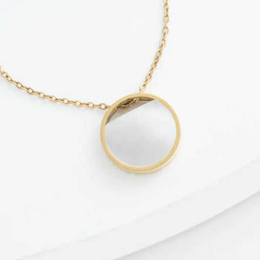 Iris Mother-of-Pearl Necklace