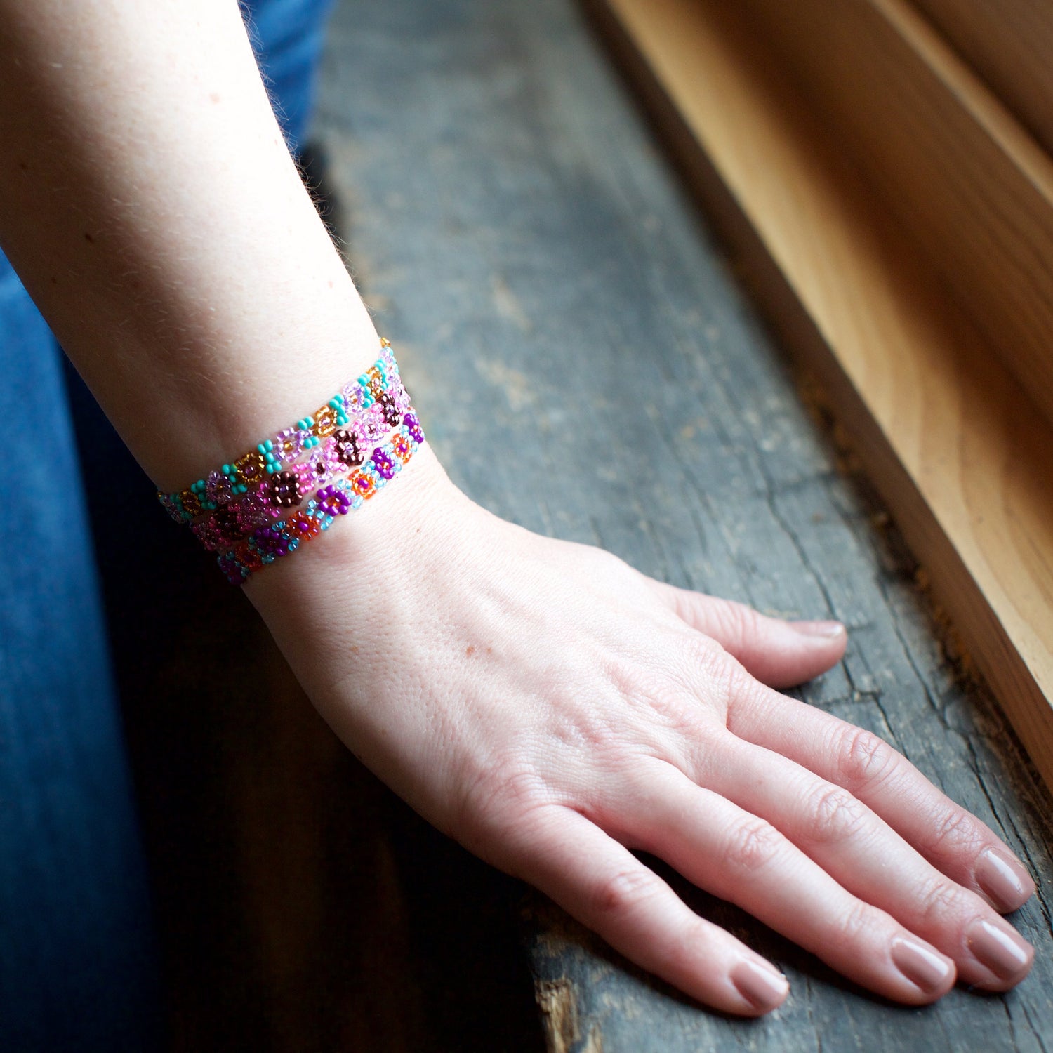 Buy Women's Bead Bracelet | Daisy Beaded Bracelet | Colourful Glass and  Seed beaded Bracelet | Handmade Flower n' Leaf Bracelet | Boho and Hippie |  Green/yellow/Pink/Purple/Orange (O2) at Amazon.in