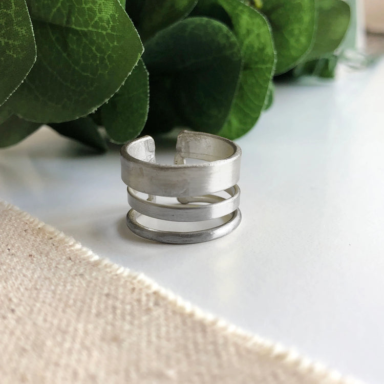 Evolving Layers Ring