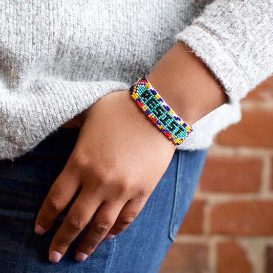 Lucia's World Emporium Fair Trade Handmade Guatemalan Beaded Resist Bracelet